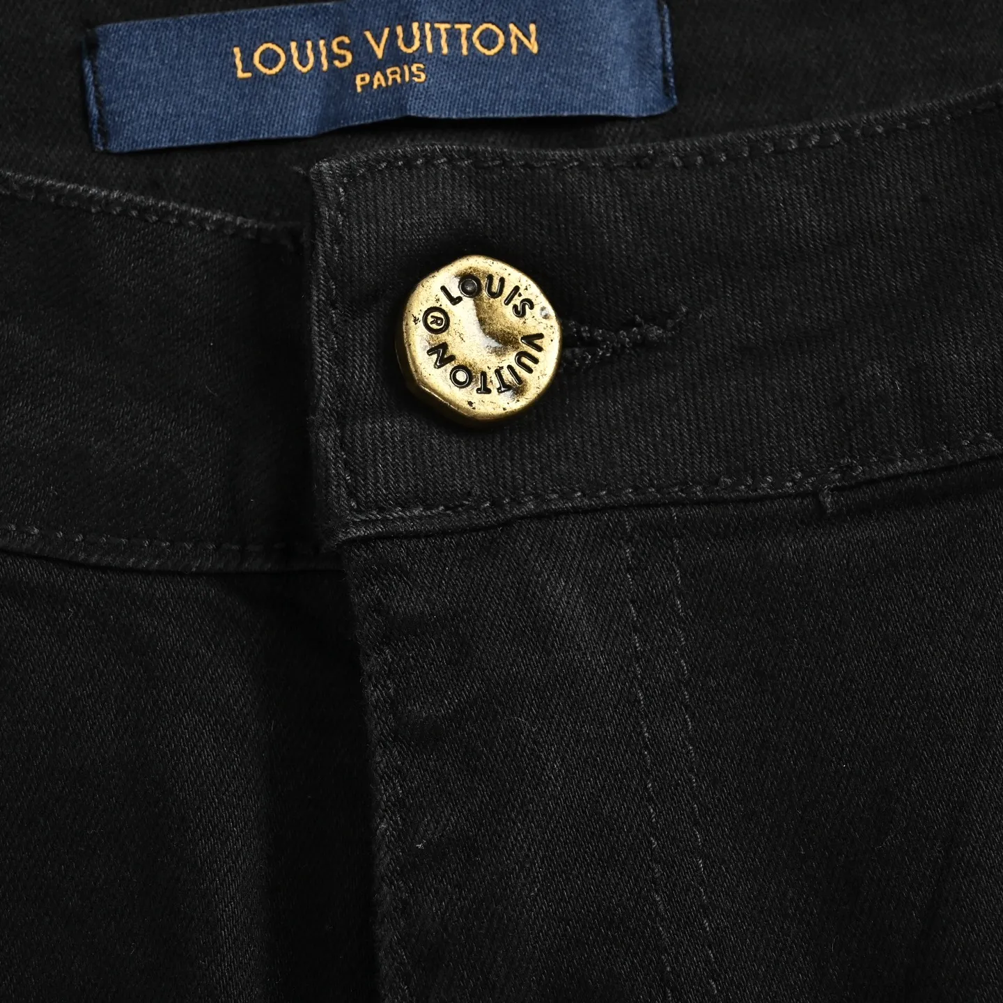 Louis Vuitton/Louis Vuitton back pocket airplane jeans